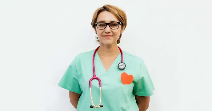 nurse practitioner with a non-nursing bachelor’s degree