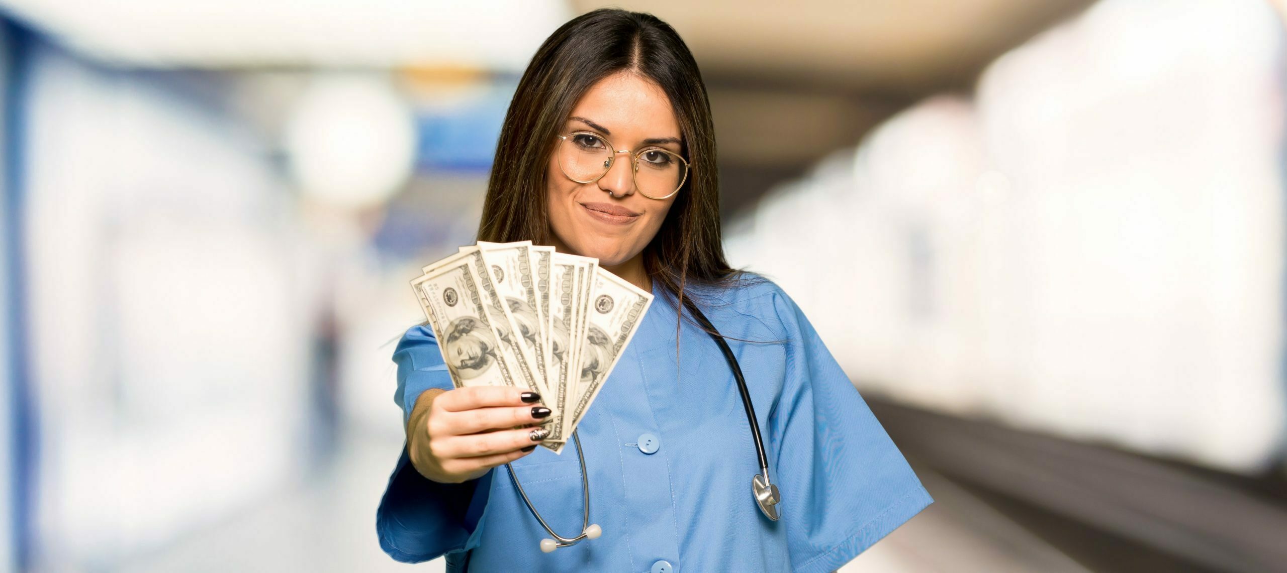 How Much Money Do Nurses Make In Italy